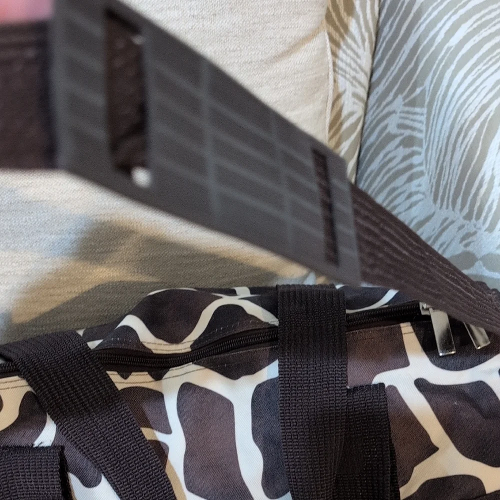 Stylish Giraffe Print  Weekender / Carry On Or Tote Bag